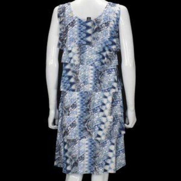NWT Style&Co Print Ruffle Layer Shift Dress Medium - Picture 2 of 5